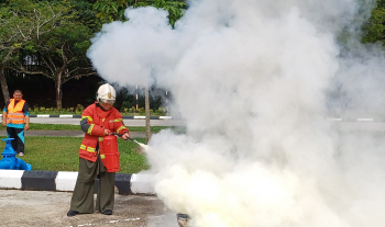 Latihan Kawad Kecemasan Dengan Kerjasama Pihak BOMBA Cawangan Taman Tas & Taklimat Serta Latihan Pertolongan Cemas 